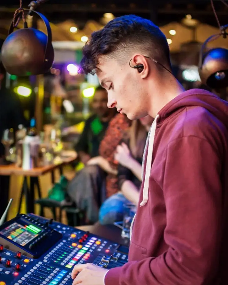 Sound Engineering Technicians Career Everything You Need To Know In