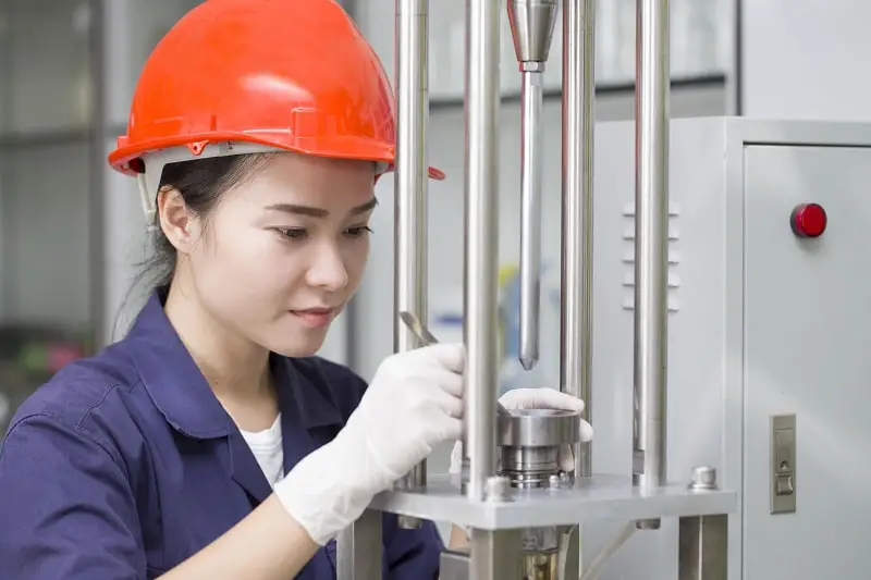 What Do Materials Engineers Do (including Their Typical Day At Work)