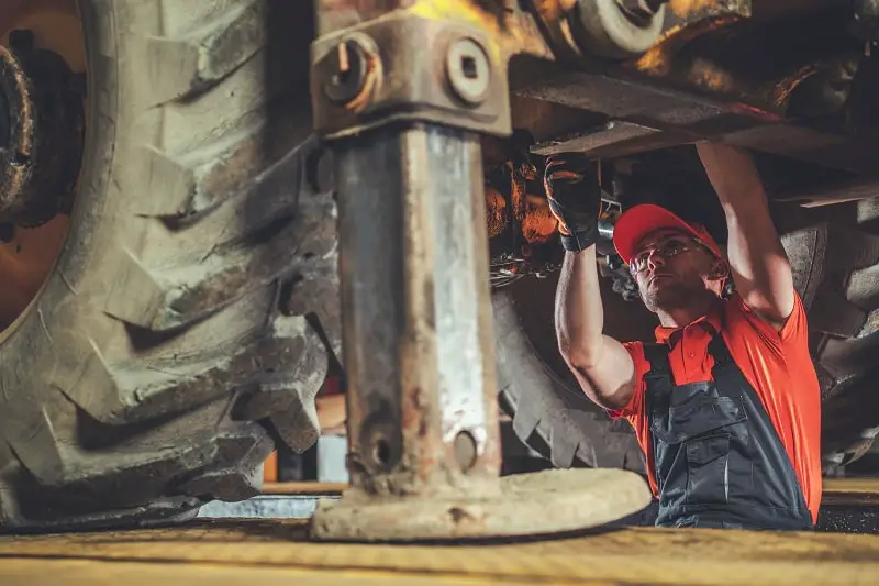 Mobile Heavy Equipment Mechanics